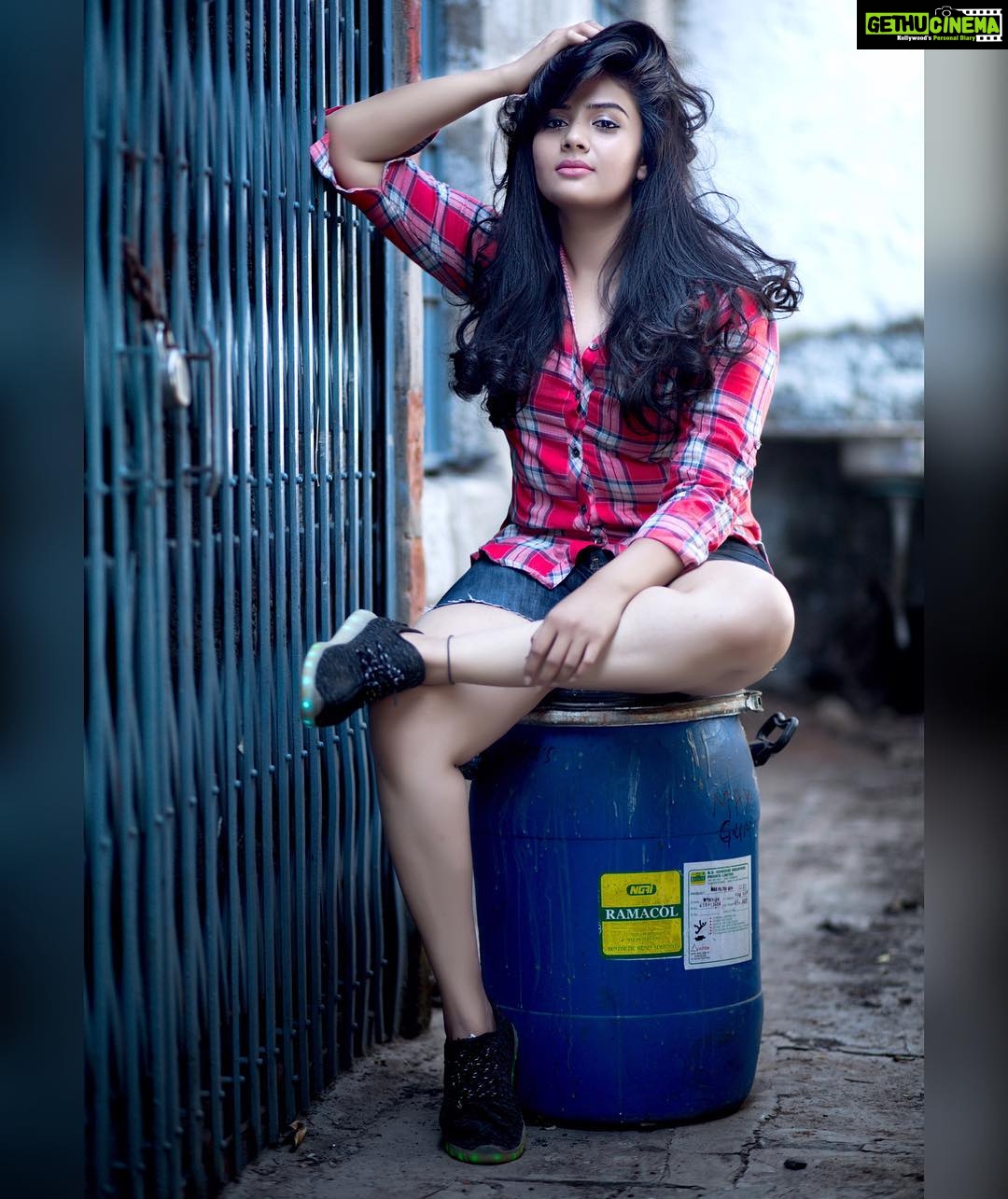 1080px x 1285px - Actress Sreemukhi Instagram Photos and Posts April 2017 - Gethu Cinema