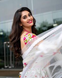 Surabhi Instagram - 💖