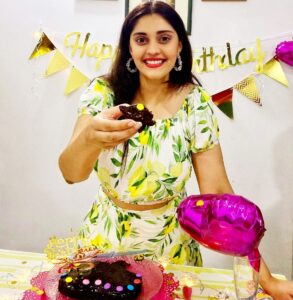 Surabhi Instagram - About last night!♥️
I am feeling full of gratitude right now!😇 Celebrating another #lockdownbirthday at home was sweet & memorable in its own way!
From dressing up after a long time to baking my own birthday cake was worth trying & satisfying!😋

I feel blessed to have you all as my family! Thank you for showering me with so much love with all your beautiful Birthday wishes, messages, & lovely edits!!! *Special mention* to all the Surbhi Fan Clubs thank you for putting a Smile on my face!!! 😍 

Here I am Sharing with you all the sweetest piece of my Birthday cake 🍰 to say Thank you to each & everyone who made my day so memorable & made me feel so special on my special day!💖 

Please Stay Safe 🙏🏼
Love you all💖 

P.s. The best Birthday cake is one you bake yourself ! If you’ve never tried it, recommend you all to try once in your life !😊

#birthdaysarespecial #blessed #gratitude