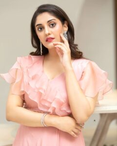 Surabhi Instagram - 💖🌸
Angelic feels in this beautiful creation by @_prashantikumar_
Styled by the lovely @officialanahita
Earrings: @sellyemporium 
Pic: @chinthuu_klicks
.

.

.

.

#surabhi
#surbhi