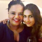 Vaani Kapoor Instagram – Birthday with my favourite people!❤️❤️❤️
