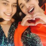 Vaani Kapoor Instagram - My weirder half 👯‍♀️✨