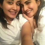 Vaani Kapoor Instagram – Life is short… smile while you still have teeth 🙏