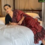 Vidya Balan Instagram - Who can relate? Gets ready only to get back into bed. Saree - @forsarees Blouse - @subarna_ray_chaudhuri Hair - @bhosleshalaka Makeup - @harshjariwala158