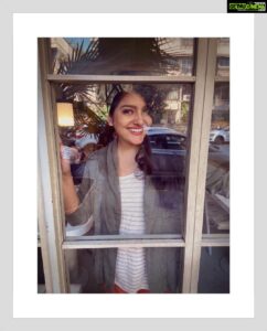 Vishakha Singh Instagram - Reflecting on January .. So far so good! .
.
.
.
.
.
#solo #reflection #transparency #nameofthegame #january #january2020 #nextiswhat #upward #forward #goals

Pic courtesy : @apparentclub