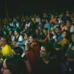 Aditi Balan Instagram - Look at those happy faces witnessing an amazing performance by Lavani women of Maharashtra. Sangeeth Bari at @playadishakti Missing the festival craziness !! Pics @the.wildvind