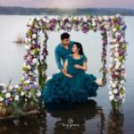 Amulya Instagram - Beautiful maternity shoot of @nimmaamulya with @jagdishrchandra . . . Gown: @tinyyawnsphotography Event decor : @events_by_akhila Bangalore, India