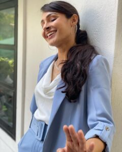 Andrea Jeremiah Instagram - Back to work 🦋 @altafmammoo @sharmilahairstylist @amritha.ram #setlife #shootdiaries