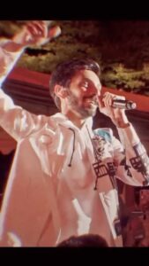 Anirudh Ravichander Instagram - DUBAI let’s go crazy tomorrow @expo2020dubai

🎟 https://dubai.platinumlist.net/event-tickets/83215/anirudh-ravichander-live-in-expo-2020-dubai-uae
#Expo2020 #Dubai
@btosproductions