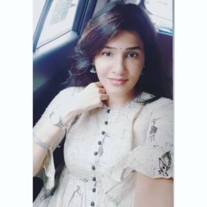 Anjena Kirti Instagram - #HappyCaturday 💖🐱🐈