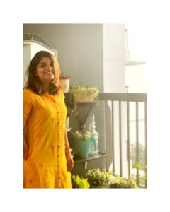 Aparna Balamurali Instagram - Sunset and @shemyofficial 's beautiful apartment ❤️

#kozhikode #sunset