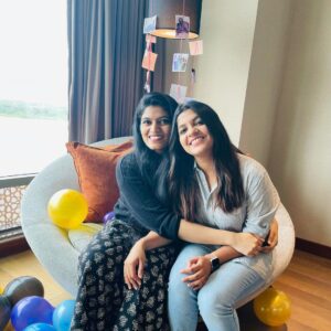 Aparna Balamurali Instagram - To one of the best days of my life❤️❤️

Thank you my darlings @silpak.i @pooojadev for making this happen❤️❤️

Thank you @grandhyattkochi for making the stay memorable ✨

Thank you all for the wonderful wishes🤗

#birthdaydoneright