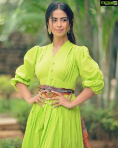 Avika Gor Instagram - #Promotions #NETonZEE5 #premiere