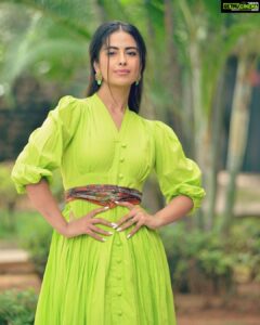 Avika Gor Instagram - #Promotions #NETonZEE5 #premiere