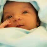 Bhama Instagram – #my niece #baby boo#
#1 month old ♥️#2017#Her Mema’s photography 😛😊