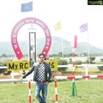 Bharath Instagram - @mysore race club #shooting#ennodu Vilaiyadu pre climax !!' Amazing to see live horses racing 👍