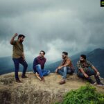 Bharath Instagram - Good souls ,Greater heights,Bigger smiles !! #happy #smiles #mountains #nature #shooting #location #actorslife 😀🎥 Munnar Hill Station