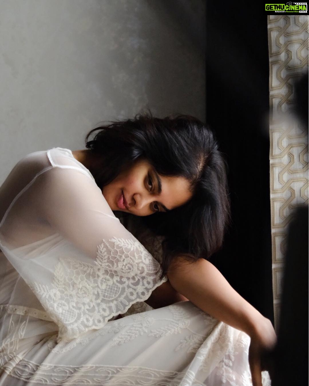 Bindu Madhavi Instagram Intelligence Is What Used To Attract Me But With Time I Realised 2662