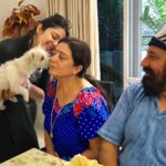 Charmy Kaur Instagram - #happyanniversary #momndad 36 years of marriage 😍😍 they don’t manufacture these kinna products anymore 😂😂😘😘😘 love ya loads ❤️❤️❤️