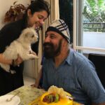 Charmy Kaur Instagram - #happyanniversary #momndad 36 years of marriage 😍😍 they don’t manufacture these kinna products anymore 😂😂😘😘😘 love ya loads ❤️❤️❤️
