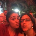Charmy Kaur Instagram – Only after looking at this pic I realised dere was a hot guy sitting behind me 😂😂😂🙈🙈🙈
