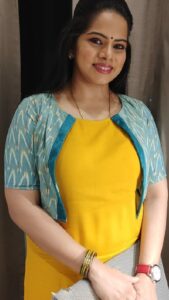 Deepa venkat Instagram - Hey friends:)))

Do check out my next one on "En Veetu Samayal" only on @spicemyfood channel on YouTube!!!

A simple and easy recipe which can also be a quick fix when you are in a hurry😊

Do subscribe and share your comments as well. 

@binasujit @sanjivsk7 @dipshi_blessy, thanks for making this a fun shoot and super comfortable for me, hugs 🤗🤗!!!

Costumes by @fouress_boutique 
Hair and makeup by @donehairmakeup

#jfw #jfwdigital #spicemyfood #cookeryshow #easyrecipes #pulao #lunchbox #yummy #mykitchen
