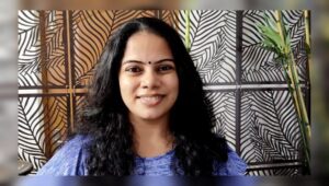 Deepa venkat Instagram - Three days to go😀
Voice Artiste Training workshop in association with @vrfbrand @arunnsk23 

#voicetraining #voiceoverartist #voiceactor #dubbing #dubbingartist #workshop #onlinetraining #voiceacting