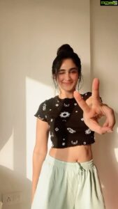 Deepti Sati Instagram - Your perfect the way you are 🥰
Remix this with me , would love to see u do these moves along ! ☺️☺️
.
.
.
#reels #reelsinstagram #instagood #instadaily #smiles #trends #trending #remixthis