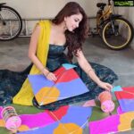 Eshanya Maheshwari Instagram - Happy makar sankranti...! Festival of fun and joy.. 🪁😁😍 Outfir- @ambraee_ P.s- just posing for camera.. and a small request to all of you Please do Not use any kind of dangerous (manja) to protect birds life...