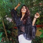 Eshanya Maheshwari Instagram - “Wherever you go, no matter what the weather, always BRING YOUR OWN SUNSHINE.” ☀️ 😁 #sunshine #happyface #ootd #shein #sheinbeachseason #sheingals #rishinakandhariphotography Outfit- @shein_in @sheinofficial Search id for this dress- 691470 Use coupon code SHSW05 and get 10% off Photo courtesy- @rishinakandhari