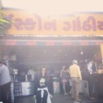 Gurleen Chopra Instagram - Breakfast in ahemdabad one of the famous shop 24/7 open