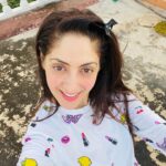 Gurleen Chopra Instagram - Kudrat di godd ch Beth k dekho, tuanu tuade banaye mahal mitti lagange 🌌 🏔 ... ਕੁਦਰਤ ਦੀ ਗੋਦ ਵਿੱਚ ਬੈਠ ਕੇ ਵੇਖੋ, ਤੁਹਾਨੂੰ ਤੁਹਾਡੇ ਬਣਾਏ ਮਹਿਲ ਮਿੱਟੀ ਲੱਗਣਗੇ 🌌 🏔 ...