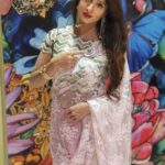 Harshika Poonacha Instagram - Saree love 💞💖💝 Midshots 🤩😍😘 Love this saree by @nadira.couture 💝💖💞 1 MG - Lido Mall