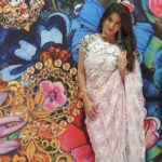 Harshika Poonacha Instagram - On the occasion of the International Womens Day , it was a huge honor to be a part of the women safety programme organized by the @blrcitypolice called the RING OF WOMEN SAFETY and the SURAKSHA CHAKRA AWARDS 🙏 Wearing this beautiful beautiful saree by @nadira.couture 💝💖💞 1 MG - Lido Mall