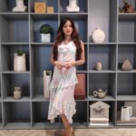 Harshika Poonacha Instagram - My simple photoshoot at Mi Home with my #POCOF1 ❤️ Do you really think you need a professional camera when you can take such beautiful pics on your phone ? I don't need one as I've #POCOF1 !!! Thankyou @manukumarjain for introducing me to this wonderful phone 🤩 @xiaomiindia