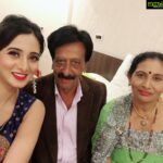 Harshika Poonacha Instagram - ನನ್ನ ಪ್ರಕಾರ ಹಬ್ಬ ಎಂದರೆ ನಮ್ಮ ಸ್ನೇಹಿತರು ಹಾಗು ನಮ್ಮನ್ನು ಇಷ್ಟ ಪಡುವ ನಮ್ಮ ಪರಿವಾರದ ಜೊತೆ ಸಮಯ ಕಳಿಯೋದು❤️❤️❤️ ನನ್ನನ್ನು ಪ್ರೀತಿಸುವ ನಿಮ್ಮೆಲ್ಲರಿಗೂ ನಮ್ಮ ಕುಟುಂಬದ ಕಡೆಯಿಂದ ಮಕರ ಸಂಕ್ರಾಂತಿಯ ಶುಭಾಶಯಗಳು 🙏 ಇಂತಿ ನಿಮ್ಮ#ಹರ್ಷಿಕಾ ಪೂಣಚ್ಚ