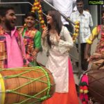 Harshika Poonacha Instagram - It’s #INDEPENDENCE #DAY And there is #Dhol , Dance toh bantha hein boss 🤩🤩🤩 Let’s celebrate our Nations biggest festival #independenceday with #joy #happiness and #Dance #proud #indian #culture Launched the 24th outlet of @globalaccessblr at Rajajinagar wearing this beautiful @becomingbyreshmakunhi @reshmakunhi 😘😘😘 #white #purity #peace #saffron #strength #courage #indianflag #tricolor