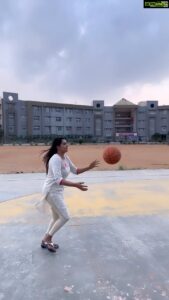 Himaja Instagram - #trendingreels #trending #feelit #feelkaroreelkaro #dhoom #teluguactress #trendingsongs #songedits #himaja