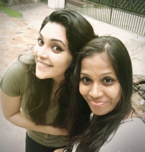 Ishaara Nair Instagram - #sisters #welcomehome #waitingforyoutocomehome #loveyou