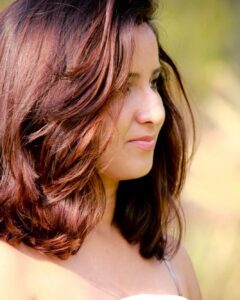 Ishika Singh Instagram - Red hair did go well with me... once virus 🦠 eases out from our lives am gonna add colour to my life #redhaircolor #redhairedbeauty #lovelyhaircolor #trendyfashion