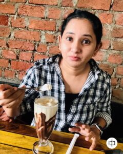 Ishika Singh Instagram - Guilt free indulgence... coffee flavour ice cream 🍦 #chocofrappe #coffeecup