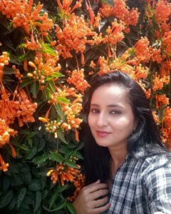 Ishika Singh Instagram - Summer is here .... vibrant mornings ..#morningstar #telugufilmnagar #telugufilmindustry #actorslife🎬 #actoratwork