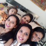 Ishika Singh Instagram - Saturday binge #saturdayvibes #neighborhoodwatch #neighborhood #neighbhood #friendstime #chaikahani #alltogetheragain #lotuspond