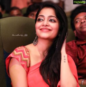 Janani Iyer Thumbnail - 114.6K Likes - Top Liked Instagram Posts and Photos