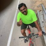 Kaali Venkat Instagram – #cycling #morning #Ride #40kmrs #chennai #ECR #topanglepic inspiring @arya_offl saaaaar @KalaiActor தம்பி சோடி போட்டுக்கலாமா சோடி😜