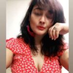 Kiran Rathod Instagram - #tiktok#tiktokindia#tiktoknight My favourite movie #kuchkuchhotahai #quarantinelife