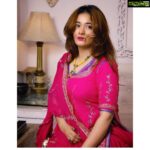 Kiran Rathod Instagram - I am a Rajput ... We break bones ... Not Hearts 💕😜#rajput#rajputgirl#Rajputana#slaying#swag#baisa Jaipur, Rajasthan