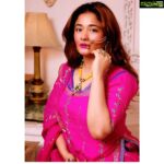 Kiran Rathod Instagram - I am a Rajput ... We break bones ... Not Hearts 💕😜#rajput#rajputgirl#Rajputana#slaying#swag#baisa Jaipur, Rajasthan