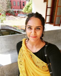 Lakshmi Priyaa Chandramouli Instagram - When a selfie turns out decent accidentally, you've got to post it. Right? Isn't that the rule? #itsamedicalmiracledamacha #selfie #dressinguponatuesdayafternoon #borrowedclothes #justforjolly