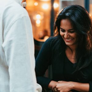 Lakshmi Priyaa Chandramouli Instagram - Thankful to the universe for giving me more reasons to smile wide!
My happiness captured beautifully by @jenson_16
 #Grateful #ThankYouUniverse #NewMrs #Happyness #Smile #MajorMissings #Mine #MyWorld #Windsor #RoyalMarketWindsor #Photoshoot #Roo